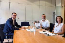 Militars es reuneixen amb PP i Vox perquè els ajuntaments els reservin places de policia local a les Balears