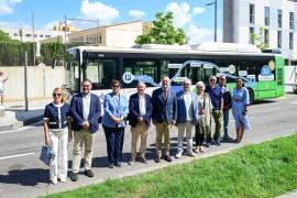 Imatge durant la presentació de la nova línea de l'EMT