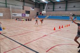 El Joventut Mariana estrena el parquet d'Es Puig