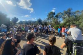 Més de 200 persones s’han manifestat aquest dissabte per a reclamar la reobertura del camí públic de sa Casa Baixa.