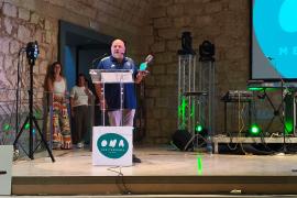 [VÍDEO] Titot: «Aquesta ràdio val un imperi / que conservi sempre el seu so / i mantengui el bon criteri / per reconèixer gent com jo»