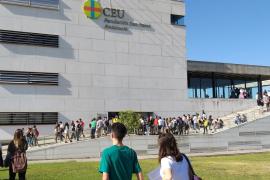 Sospites que San Pablo CEU tenia informació privilegiada perquè va registrar una petició en la única setmana que va estar en vigor un decret