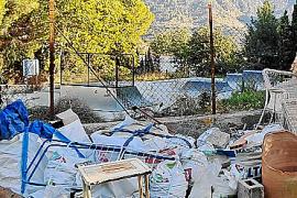 Multa de 1.125 euros per deixar residus al carrer