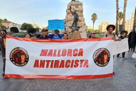 Concentració antiracista a Palma en rebuig als atacs constants contra la població migrant racialitzada
