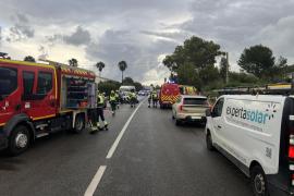 Reobert el trànsit a la carretera d’Alcúdia després de tres hores d’estar tallada per un greu accident