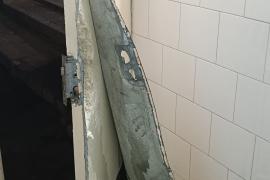 Entren de matinada al Mercat i fan malfraig