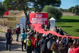 Via Menorca assenyala tres exemples d’un «maquillatge ambiental» que acaba sent una agressió als aqüífers de l’illa