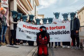 Acció a Muro contra la tortura animal que significa la tauromàquia