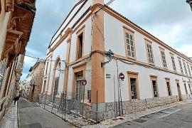 SOLLER - Paralitzada de nou lâÃÃ´adjudicaciv= del projecte del Defensora.

Un arquitecte ha impugnat la resoluciv= del concur