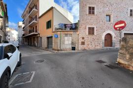 Veïns de la Volta Piquera recullen 160 firmes en contra de l’ACIRE