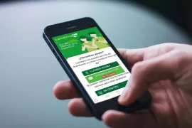 Les telefonades al Telèfon de l'Esperança repunten per Nadal: «La soledat s'accentua en veure la gent acompanyada»