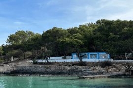 Una altra ocupació de l’espai públic, ara a s’Arenal Petit de Portocolom