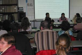 L’STEI Intersindical ofereix cursos de B1 i B2 de llengua catalana.