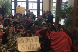 Joves per la Pública.