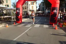 Moment de l'arribada del guaunyador Pere A. Borràs. Foto: Miquel Àngel Canals
