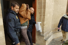 L’activista senegalès Madiop Diagne condemnat per no poder pagar 5.000 euros.