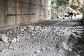 Comencen les obres per arreglar el túnel entre Estellencs i Andratx que pati un desprendiment.