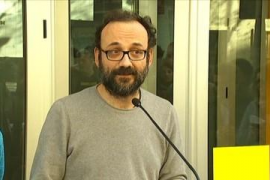 [VÍDEO] La CUP, a Rajoy: «Tregui ja les seves mans corruptes dels Països Catalans»
