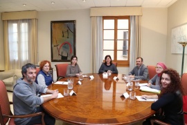 Les 50 Propostes «per unes illes més verdes, més justes i menys massificades» lliurades a Armengol i Barceló