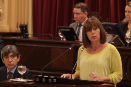 Armengol: «Complirem amb la Llei de Funció Pública que és molt clara pel que fa als requisits del català»