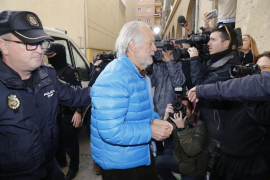 Hila mostra el seu suport sobre l’investigació de Cursach.