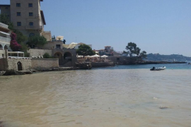 Imatge del vessament a Cas Català.