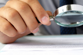 Inusual escenificació de la Policia arran dels contractes de MÉS