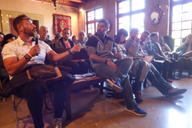 Els Ajuntaments de l'Illa debaten a Sóller sobre el 'botellot' a les festes