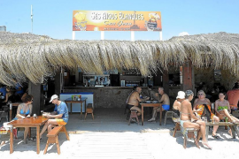 Medi Ambient dóna el vistiplau al projecte de demolició dels establiments d’Es Trenc.