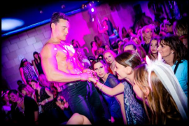 Una de les imatges de la festa d'inauguració.