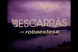 ESCARRÀS - Illa de fusta (amb ROBA ESTESA)
