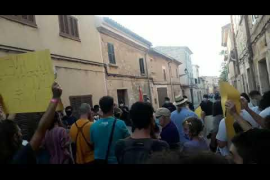 Concentració antimonàrquica a Petra