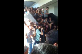 Asseguda massiva dels alumnes de l'IES Binissalem per exigir la dimissió de la directora