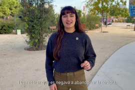 Sense tractament psiquiàtric, després de patir una crisi suïcida, per voler-lo fer en català